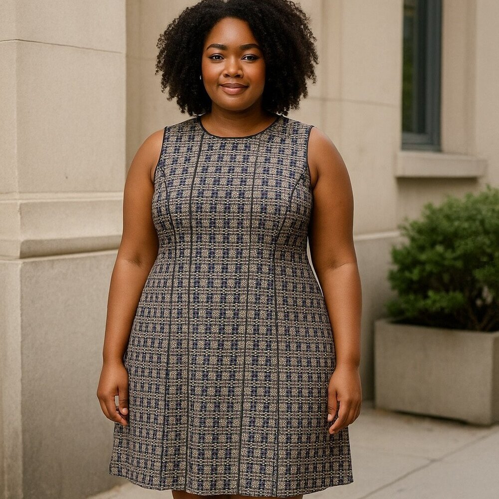 Oscar de la Renta sleeveless tweed knit A-line dress from Fall 2015 collection.